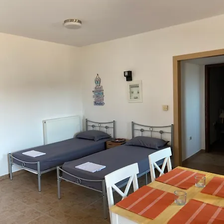 Apartment Kokkines Plitra Exterior photo
